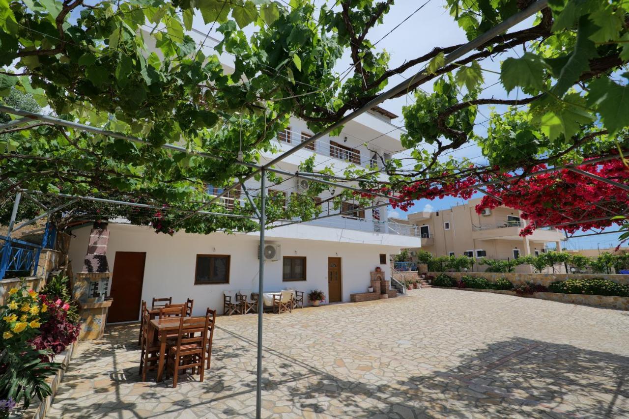 Vila Genci 사밀 외부 사진